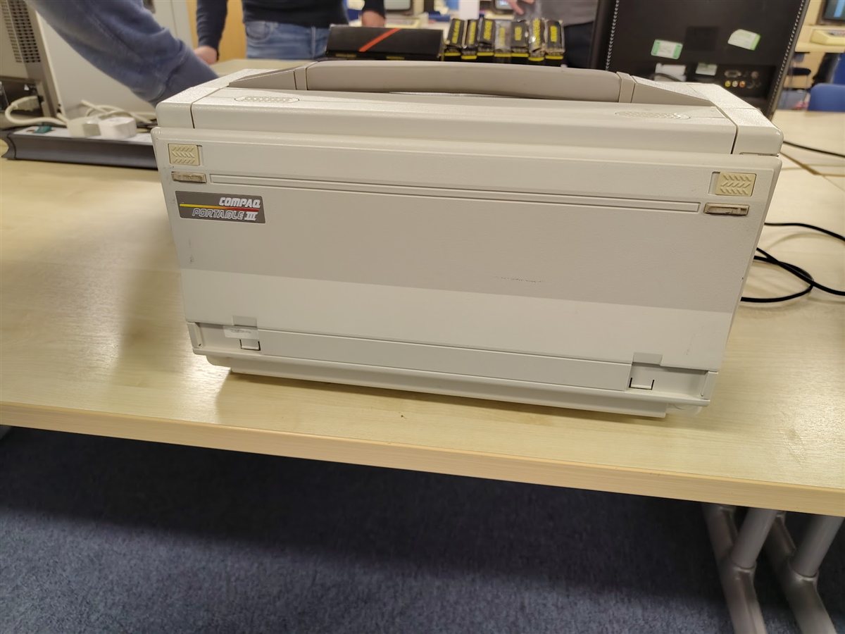 Compaq Portable III